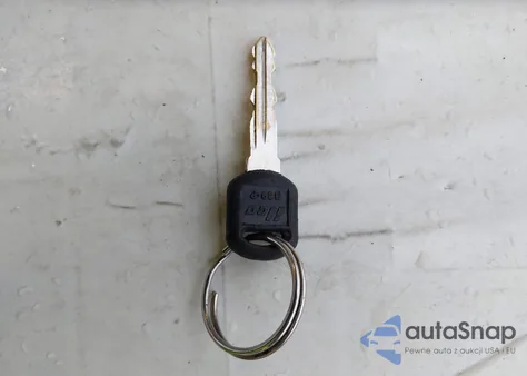 1998 Chevrolet S-10 Fleetside from USA, damaged, VIN 1GCCS1441WK189975